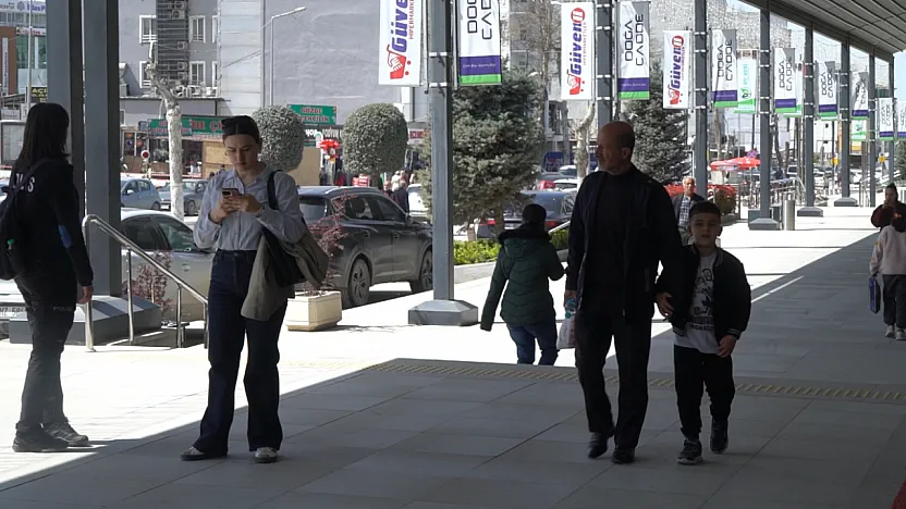 Eğitimde Şiddet Sarmalı: Kişilik Gelişiminde Ailenin Rolü Nerede Başlıyor?