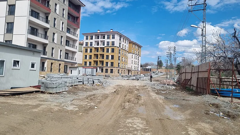 Esnafın Yolu Kapalı! Dükkan Yok, Müşteri Yok! Malatya Bakırcılar Esnafı Tepkili!