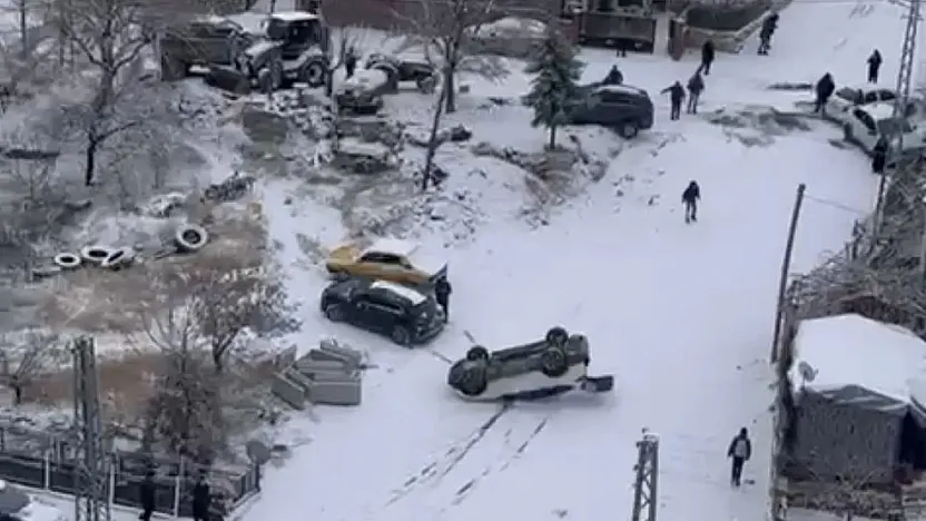 Gizli Buz Dehşeti! Malatya'da Araçlar Kontrolden Çıktı