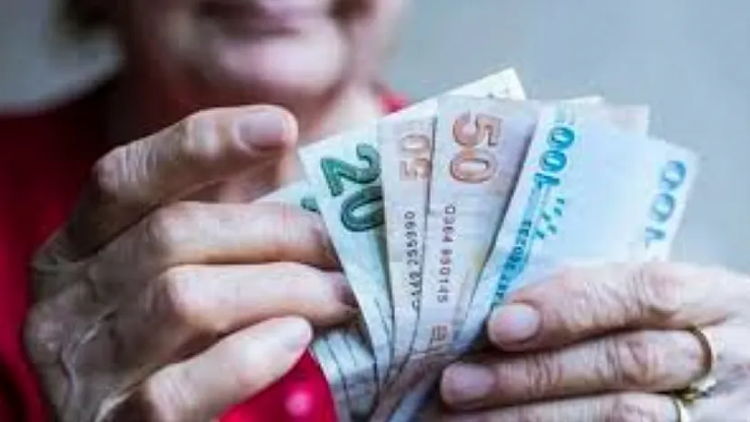 Emekli ve Memur Maaşları Belli Oldu! İşte Yeni Zam Oranı