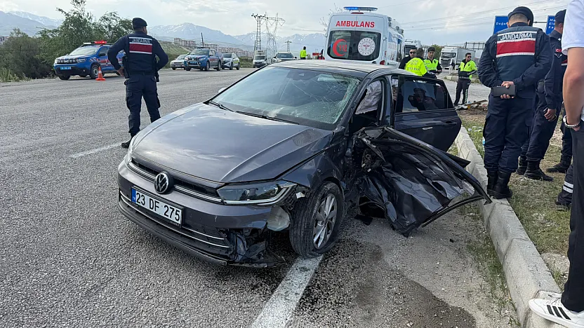Malatya-Adıyaman Yolunda Korkutan Kaza! Araçlar Savruldu