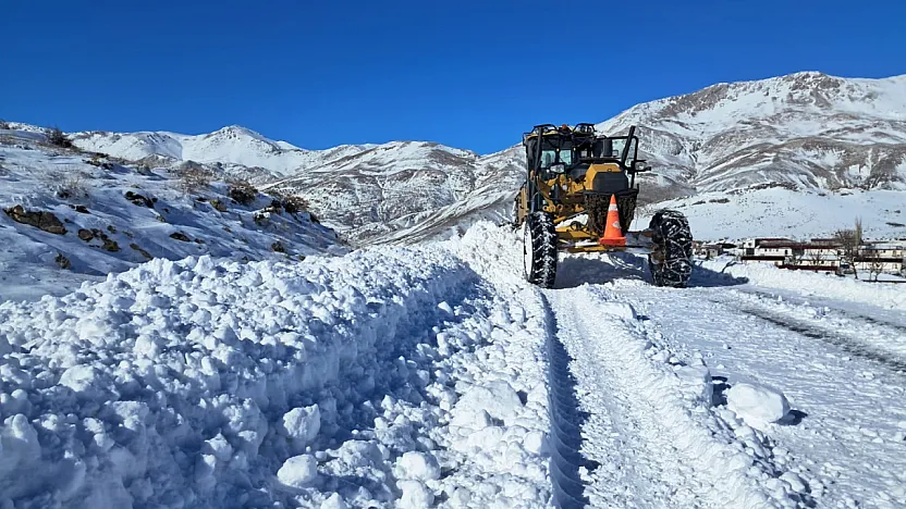 Malatya Buzlanma Nedeniyle Okullara Mola!