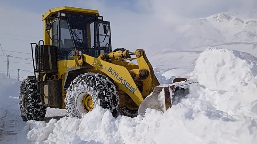 Malatya'da 53 Mahallede Yollar Açıldı!