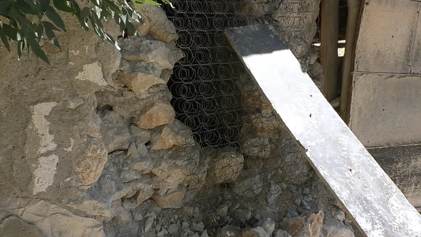 Malatya'da Ağır Hasarlı Ev İçin Bekleyiş Sürüyor! Vatandaş Çözüm İstiyor