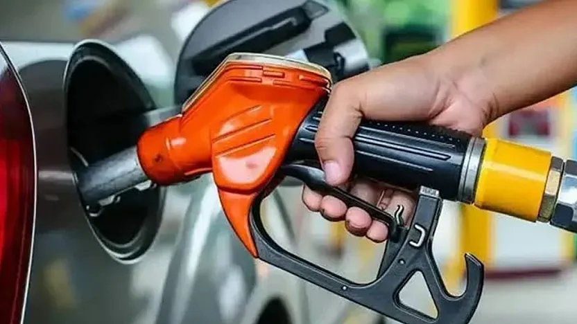 Malatya'da Benzine Büyük Zam: Tabelalar Bir Anda Değişti