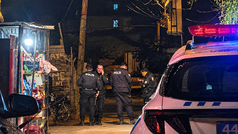 Malatya'da Çocukların Kavgası Kanlı Bitti! 14 Yaşındaki Çocuk Yaralandı