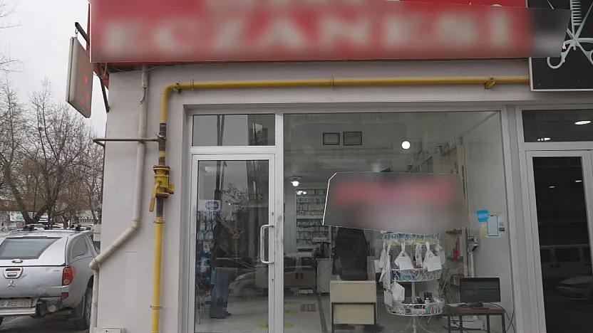 Malatya'da Eczaneye Gece Baskını: Sadece Yeşil Reçeteli İlaçları Çaldılar