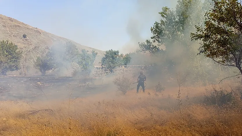 Malatya'da İki İlçede Peş Peşe Yangınlar!