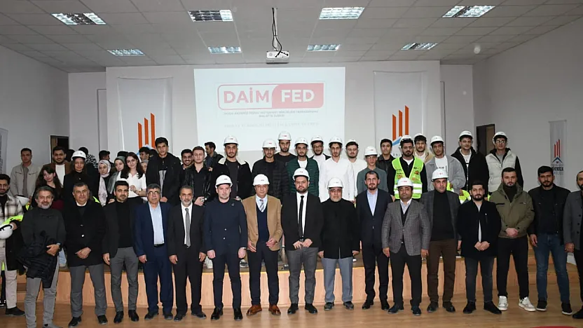 Malatya'da İnşaat Mühendisliği Öğrencilerine Mesleki Farkındalık Etkinliği