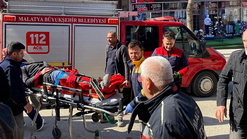 Malatya'da İş Kazası: Asansör Boşluğuna Düşen İşçi Yaralandı