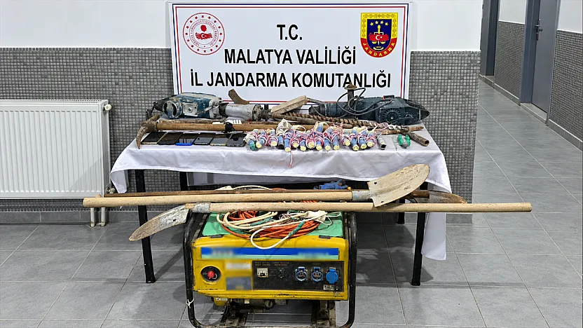 Malatya'da Kaçak Kazıda Şaşırtan Detay! 15 Dinamit Çıktı