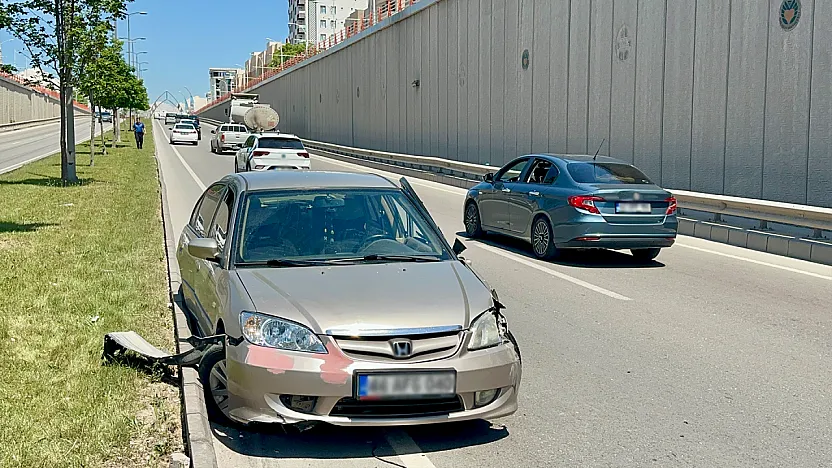 Malatya'da Kamyon ile Otomobil Çarpıştı!