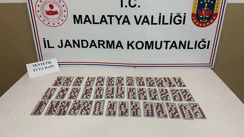 Malatya'da Narkotik Alarmı! Jandarma Operasyonunda 550 Sentetik Hap Ele Geçirildi