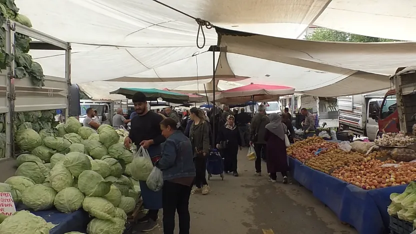 Malatya'da Pazarda Dengeler Değişti! Tezgahlardaki Yeni Fiyatlar Mutfak Bütçelerini Şok Etti