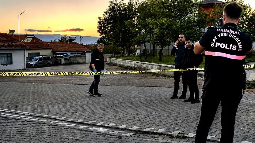 Malatya'da Sanal Dünyadaki Tartışma Parkta Kanlı Bitti!