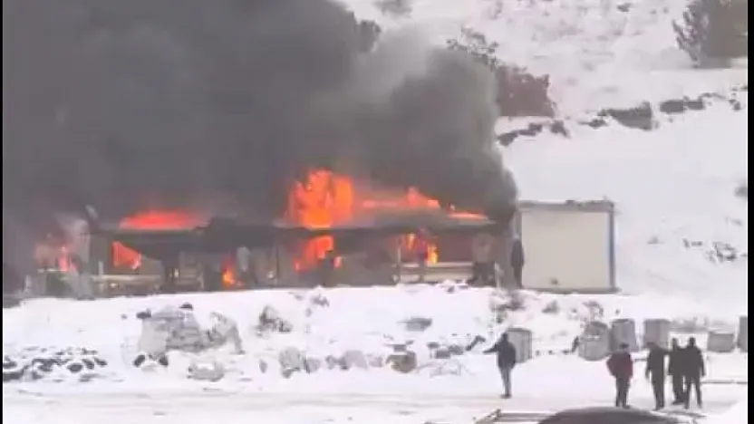 Malatya'da Şantiyeyi Sarsan Yangın Paniği!