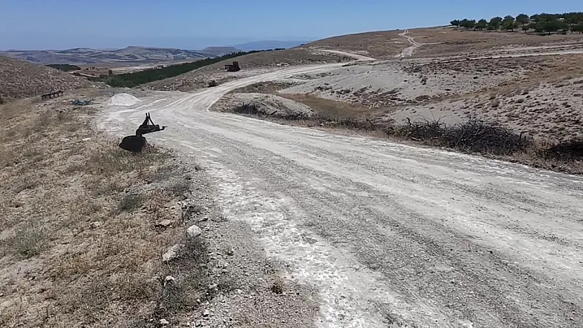 Malatya Dikenli Mahallesi'nde Yol Sorunu Yıllardır Çözülmeyi Bekliyor!
