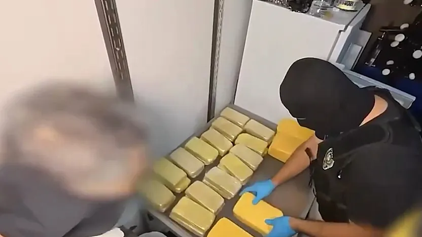 Malatya'nında Aralarında Bulunduğu 71 İlde Büyük Uyuşturucu Operasyonu! 807 Tutuklama