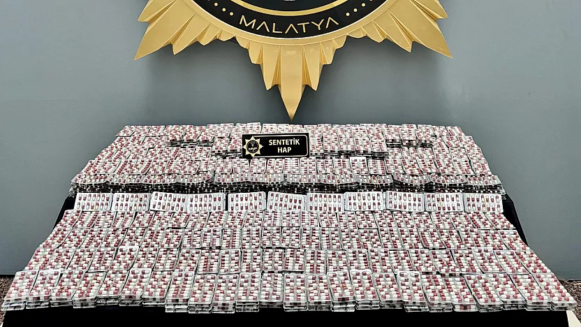 Malatya Otogarı'nda Narkotik Baskını! Valizlerden Binlerce Zehir Çıktı