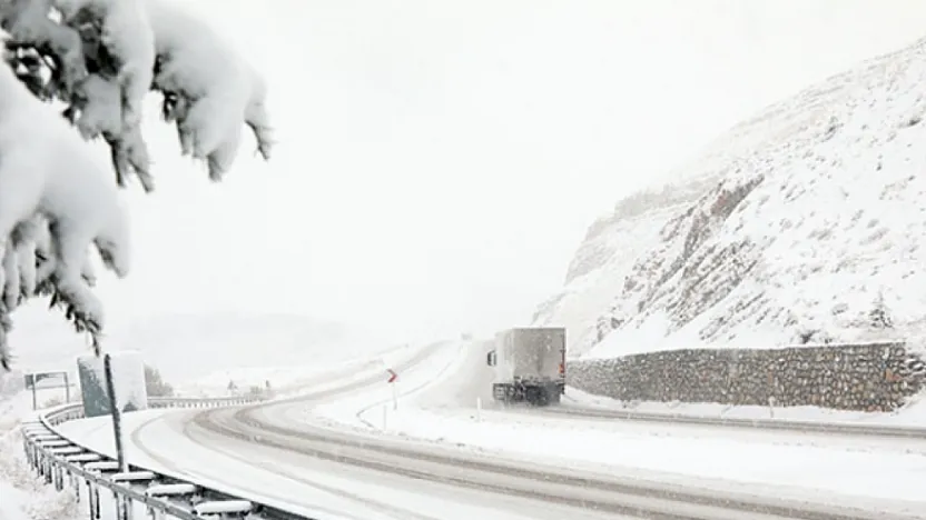 Malatya'da O Yol Çift Yönlü Trafiğe Kapatıldı!