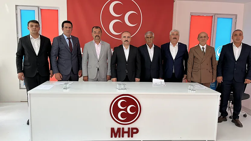 MHP Malatya'da Büyük Operasyon! 7 İlçe Başkanı Birden Değişti!