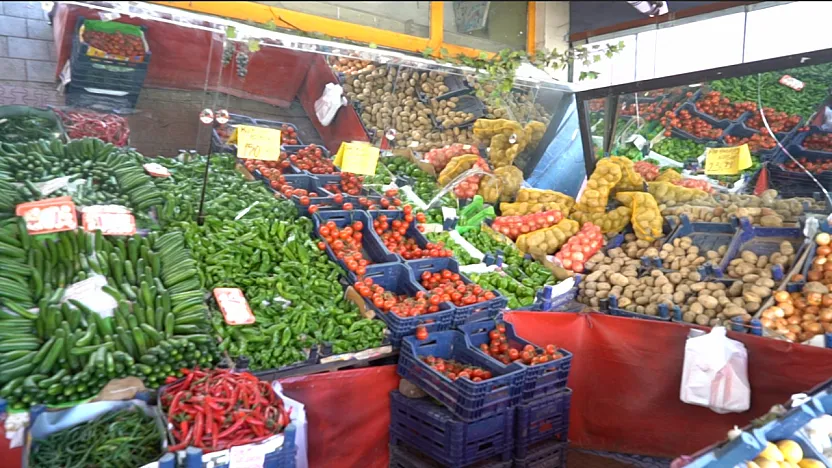 Tezgahlarda Gram Dönemi: Eskiden Kilo İle Alınan Sebzeler Şimdi Tane İle Satılıyor