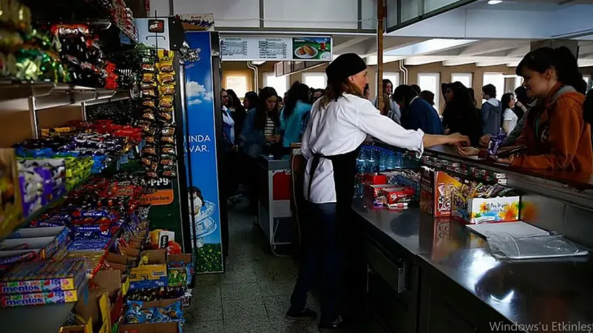 Veliler Dikkat! Malatya'daki Okullarda Yasak Listesi Kabarıyor