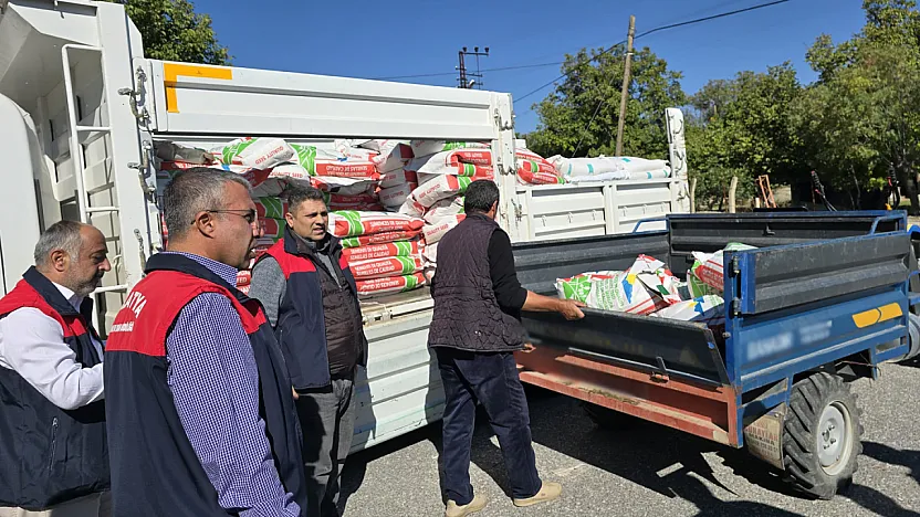 Yem Fiyatlarına Karşı Dev Hamle! Malatya'da Üreticilere Tonlarca Tohum Dağıtıldı
