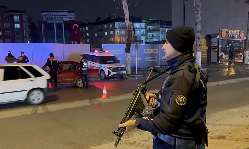 13 İlçede Eş Zamanlı Uygulama: Araçlar Men Edildi, İş Yerlerine Ceza Yağdı!