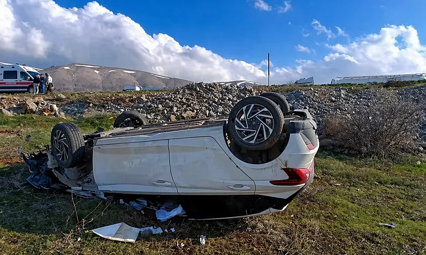 29 Yaşındaki Doktor Ölümden Döndü! Doğanşehir Erkenek'te Feci Kaza