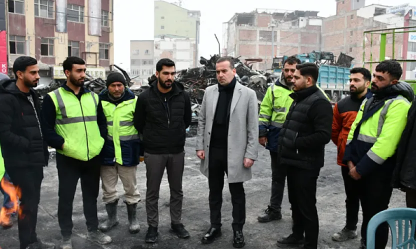 40 Konteyner Metal Yığınına Döndü