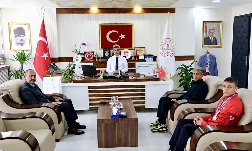 62 Kiloda Altın Madalya! Malatya'nın Genç Güreşçisinden Büyük Gurur