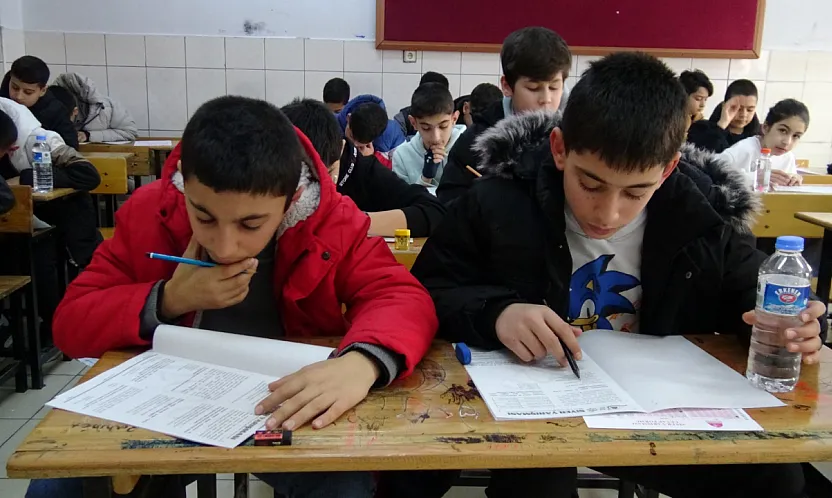 9 Merkezde Siyer Heyecanı: 7'den 70'e 2 Bin Katılımcı