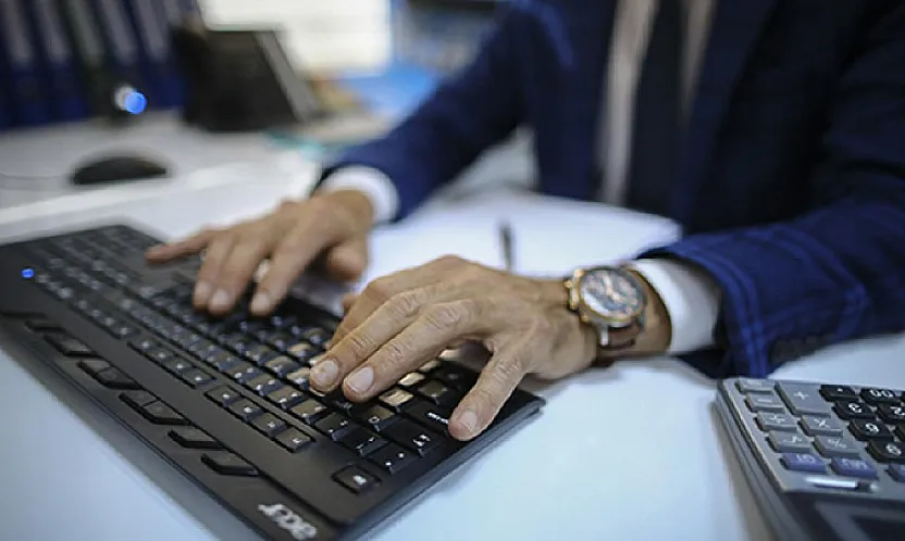 Adalet Bakanlığı'nda 900 Kadro İçin Başvurular Açılıyor!