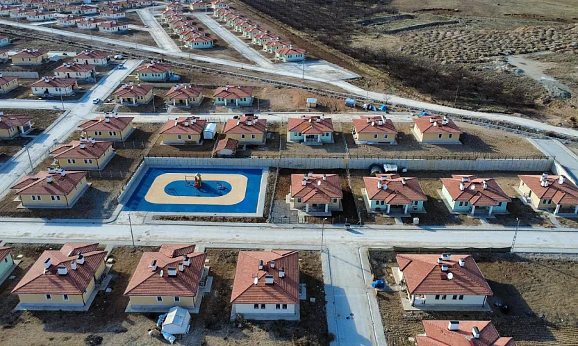 Akçadağ'da Yeni Dönem: 382 Aile Bugün Yeni Yuvasına Kavuştu!