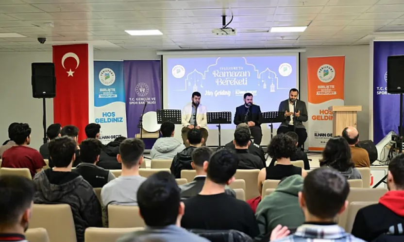 Başkan İlhan Geçit Gençlerle Buluştu: Malatya'daki Öğrenci Yurtlarında Manevi Gece!