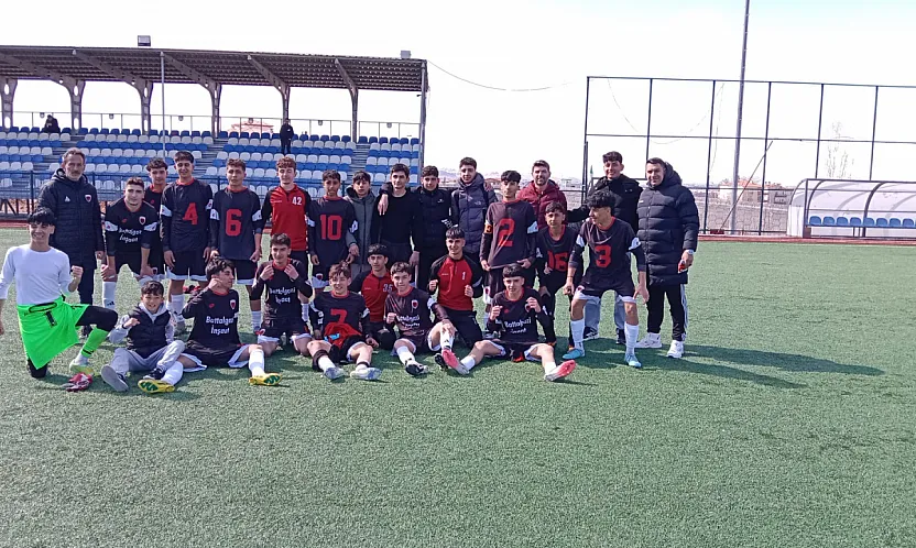 Battalgazi Belediyespor U16, Finalde Taçlandı