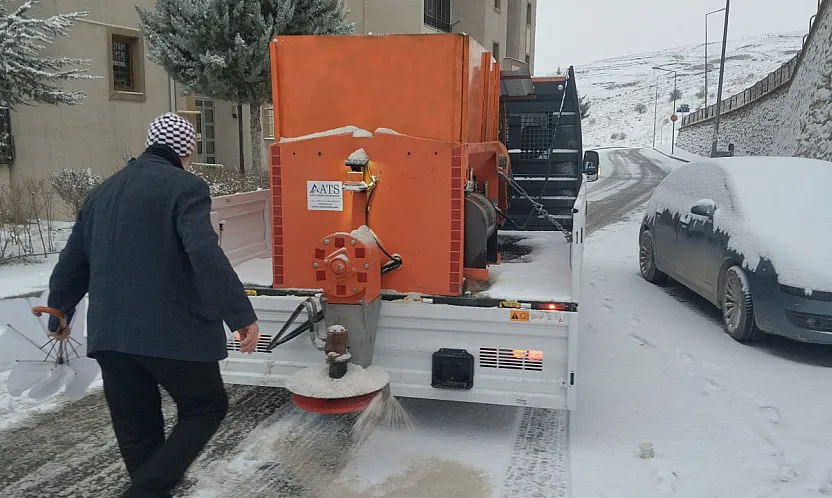 Battalgazi'de Ulaşım Güvenliği İçin Kar Mesaisi!
