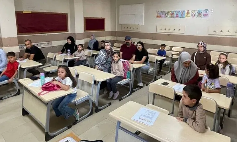 Çocuğu Okula Başlayacak Kamu Çalışanlarına İzin! Tarih Ve Süre Belli Oldu