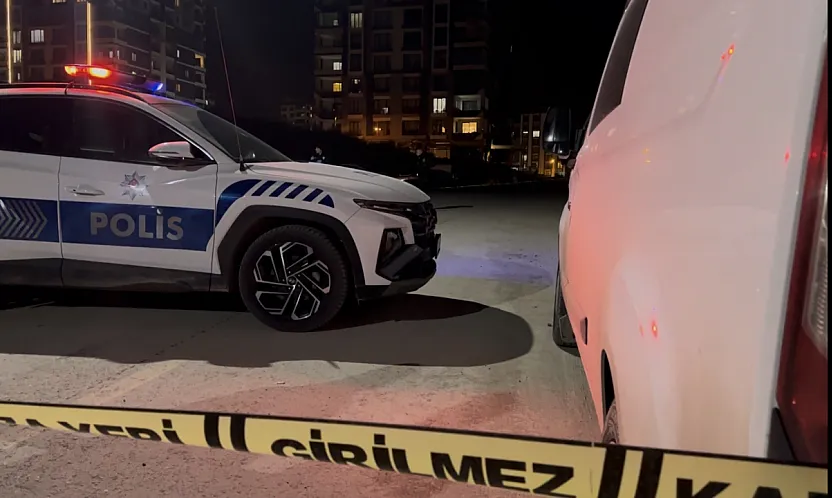 Emeksiz Caddesi'nde Korkunç Kaza! İnşaatta Yüksekten Düşen Vatandaş Yaşam Savaşı Veriyor