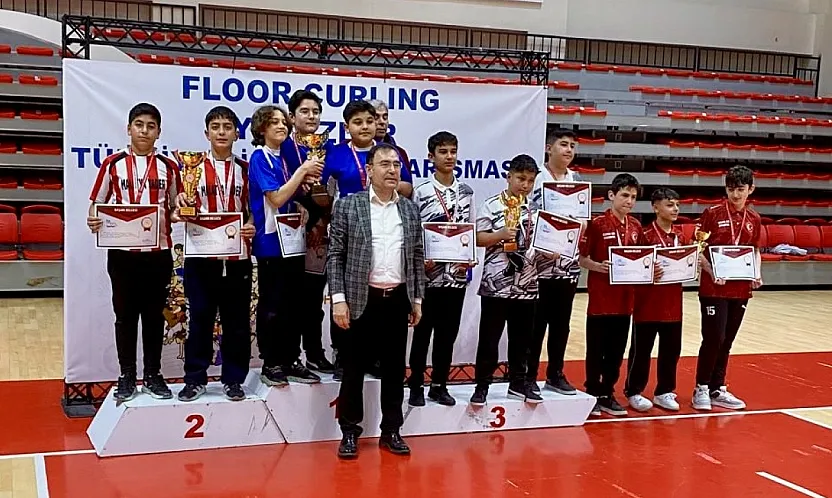 Floor Curling'de Malatya Rüzgarı! Türkiye İkincisi Oldular