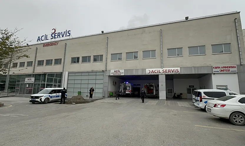 Kudüs Caddesi'nde Otomobil Yayaya Çarptı: 39 Yaşındaki Dere Hayatını Kaybetti