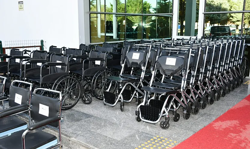 MAGİNDER'den Hastaneye 50 Tekerlekli Sandalye Bağışı