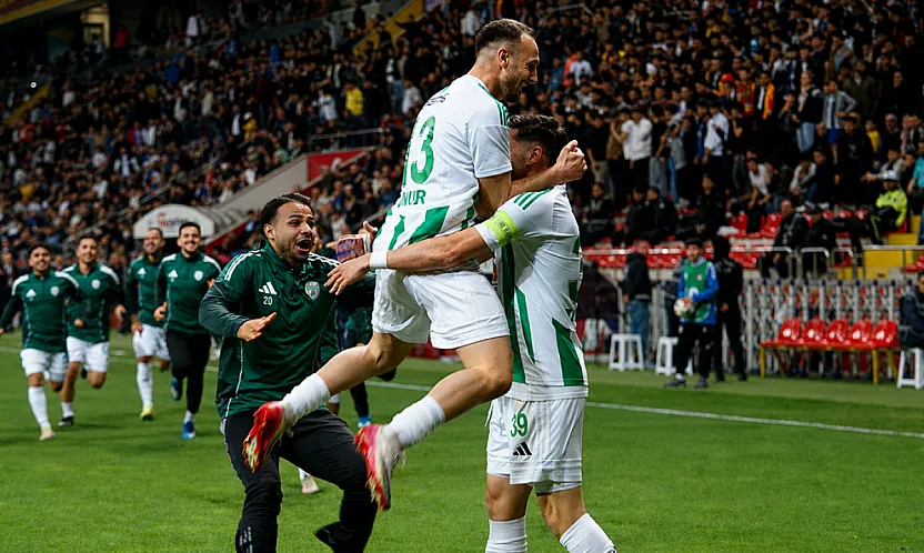 Malatya Ayağa Kalktı! Yeşilyurtspor Uzatmalarda Finale Uçtu