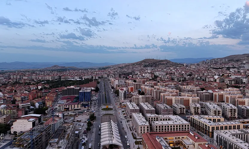 Malatya Bakırcılar Çarşısı'nda Yeni Başlangıç! Esnaf İş Yerlerine Dönüyor
