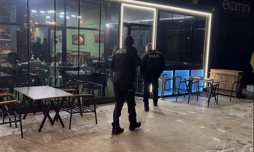 Malatya Battalgazi'de Kafede Silahlı Kavga