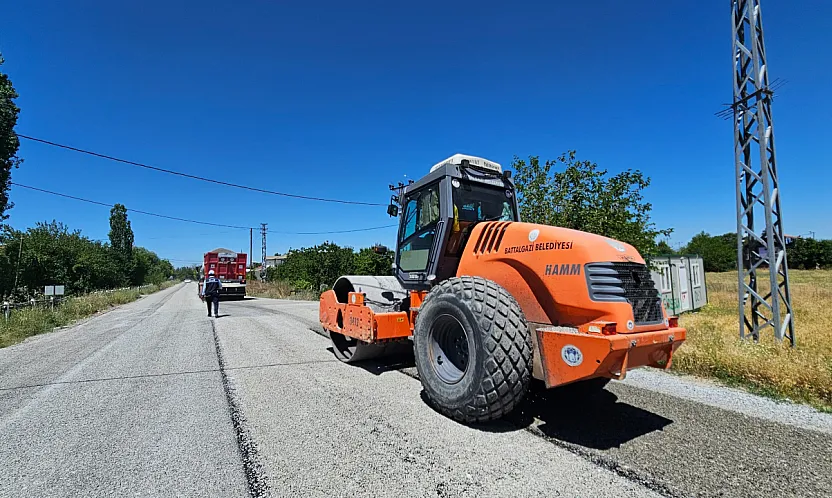 Malatya Battalgazi'de Mahalle Mahalle Yol Yenileme Çalışması Sürüyor!