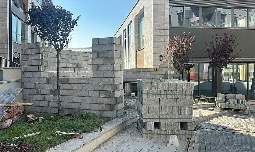 Malatya Çarşısında Tepki Çeken Muhtarlık Ofisi Yıkıldı!