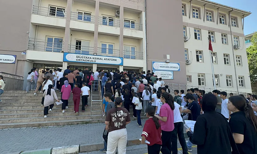 Malatya'da 10 Bin Öğrenci Geleceği İçin Ter Döktü