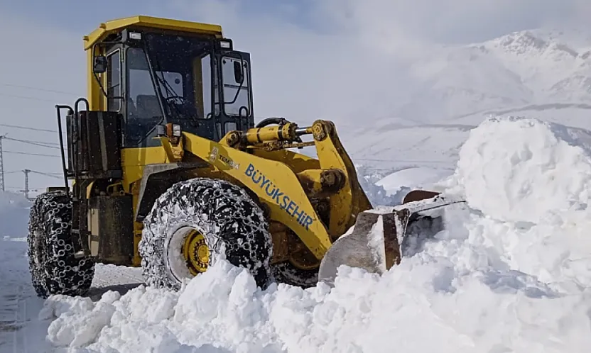 Malatya'da 53 Mahallede Yollar Açıldı!